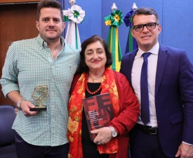 Lançamento da obra Crimes de feminicídio no enquadramento midiático: o que não é nominado não existe (Brasil, 2015-2018). 04/12/2025. Foto: Beto Monteiro/Ascom UnB